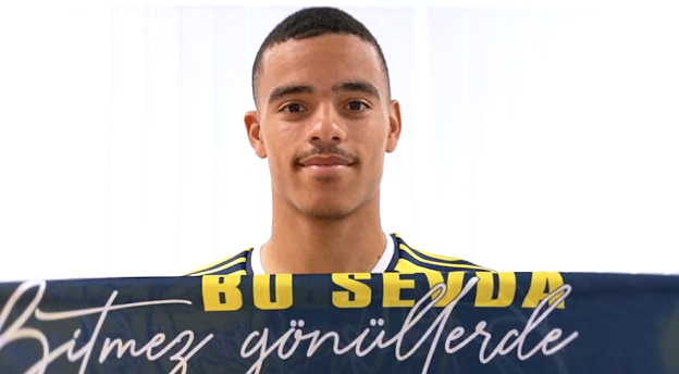 Fenerbahçe'nin yeni transferi Greenwood, Fenerbahçe formasını giydi. Sarı lacivertliler KAP