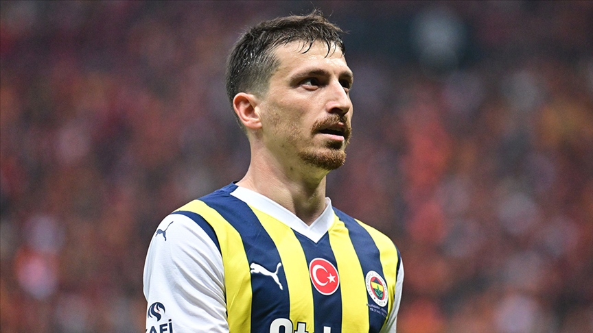 Fenerbahçe, Mert Hakan Yandaş ile 1 yıllık yeni sözleşme imzaladığını
