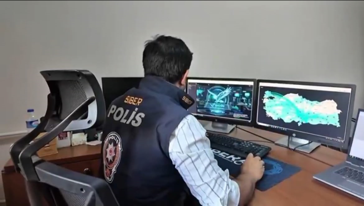 Gaziantep merkezli 45 ilde "yasa dışı bahis" suçuna yönelik düzenlenen