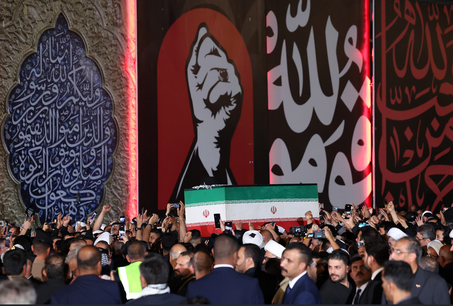 Savaşın ilk günü ABD-İsrail saldırısında öldürülen İran'ın eski lideri Ali