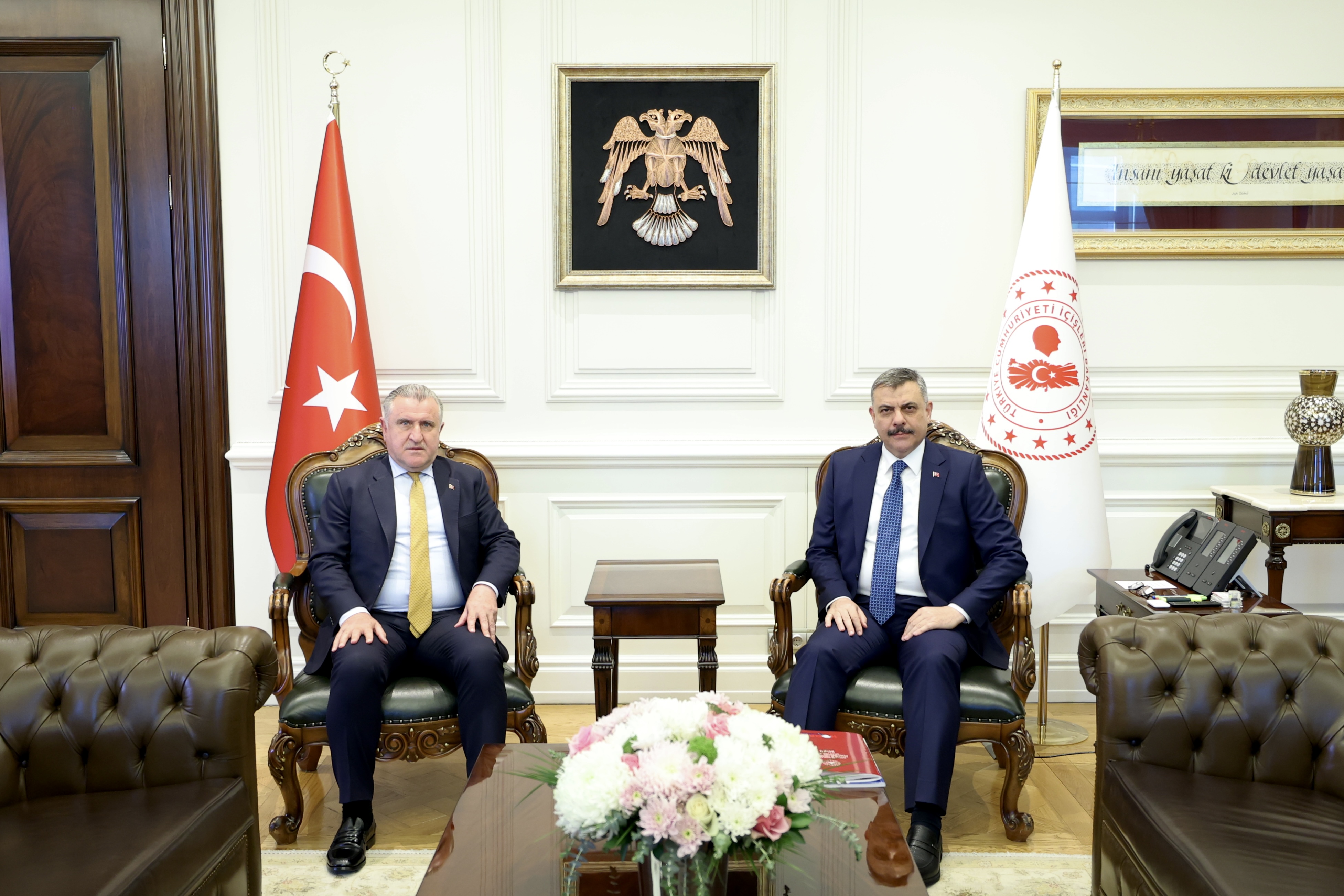 İçişleri Bakanı Mustafa Çiftçi, "Sporun birleştirici ruhuna yakışır şekilde, sahalarda