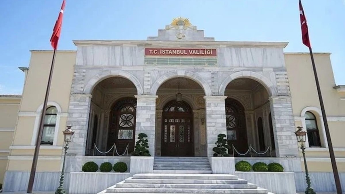 İstanbul Valiliği tarafından okullarda öğrenciler ile eğitim çalışanlarının ibadet ihtiyacının