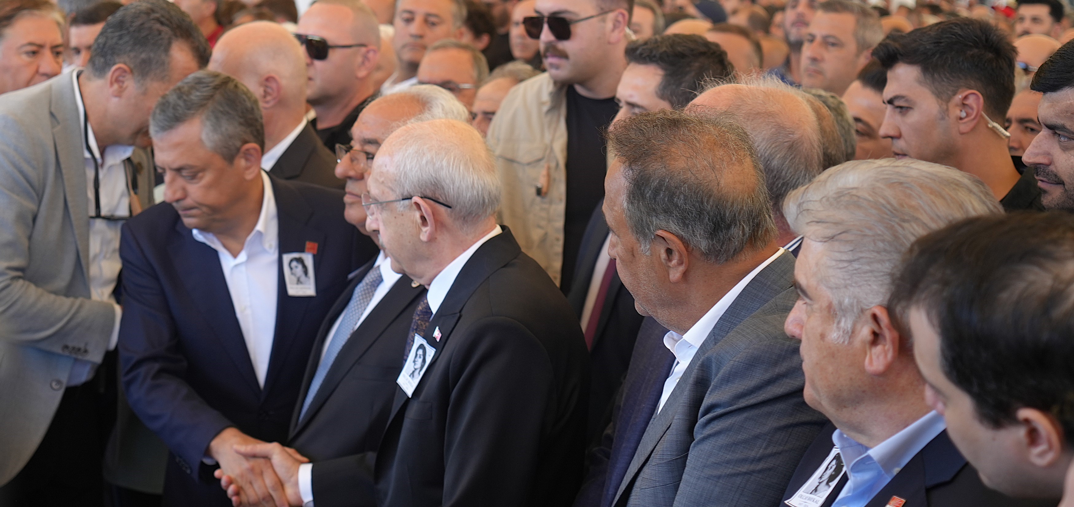 Eski CHP Genel Başkanı Deniz Baykal'ın eşi Olcay Baykal'ın cenaze