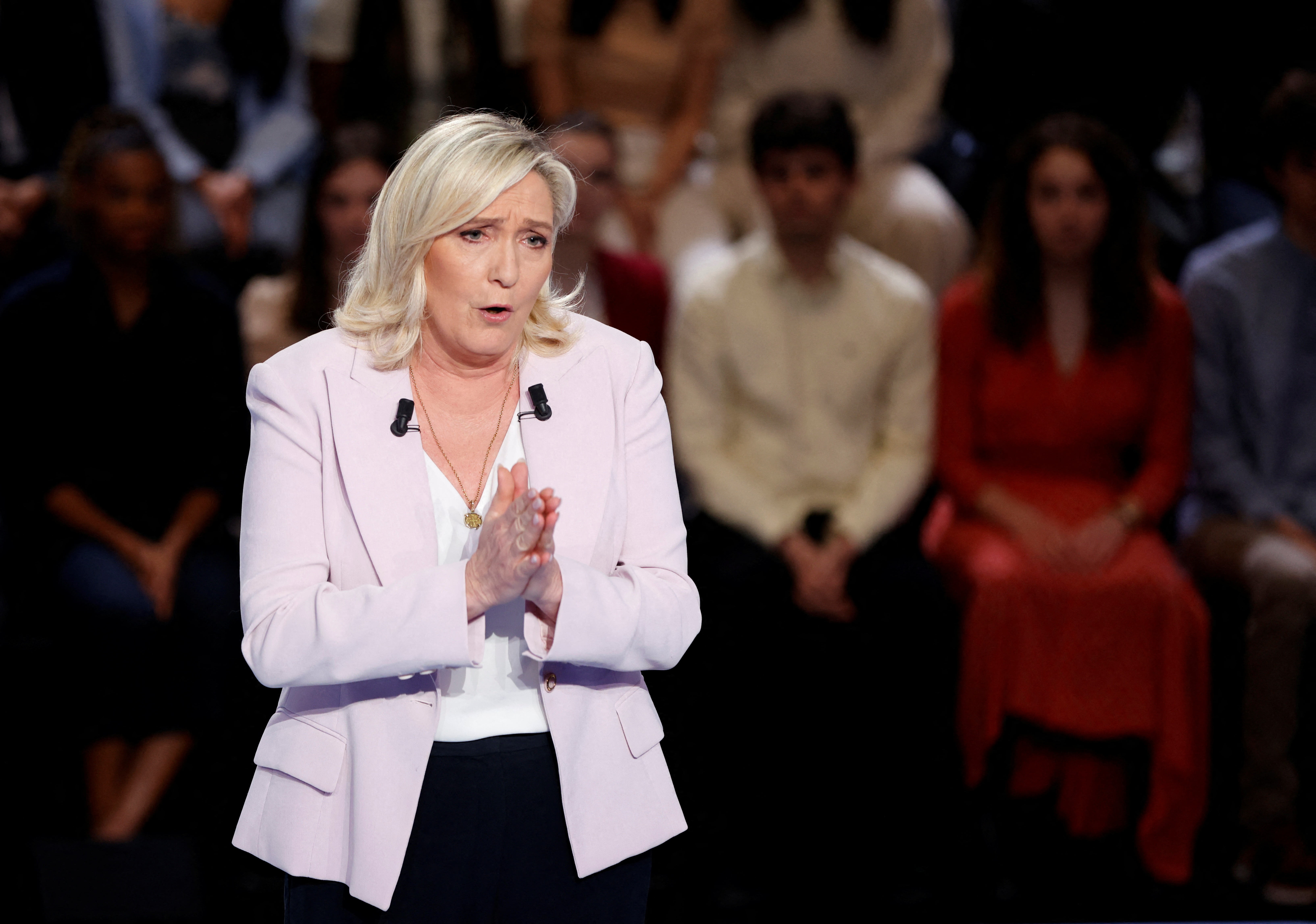 Fransa'da temyiz mahkemesi, aşırı sağcı lider Marine Le Pen'in AB