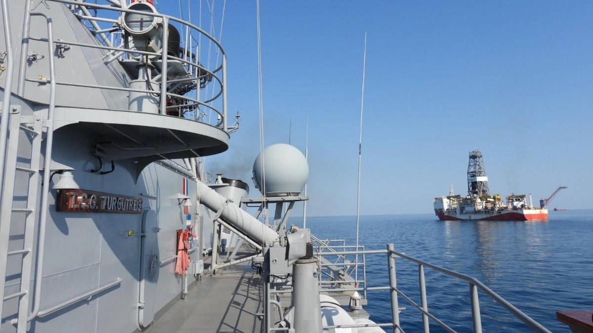 Milli Savunma Bakanlığı, TCG Turgutreis fırkateyni tarafından, Karadeniz'de sondaj faaliyetleri
