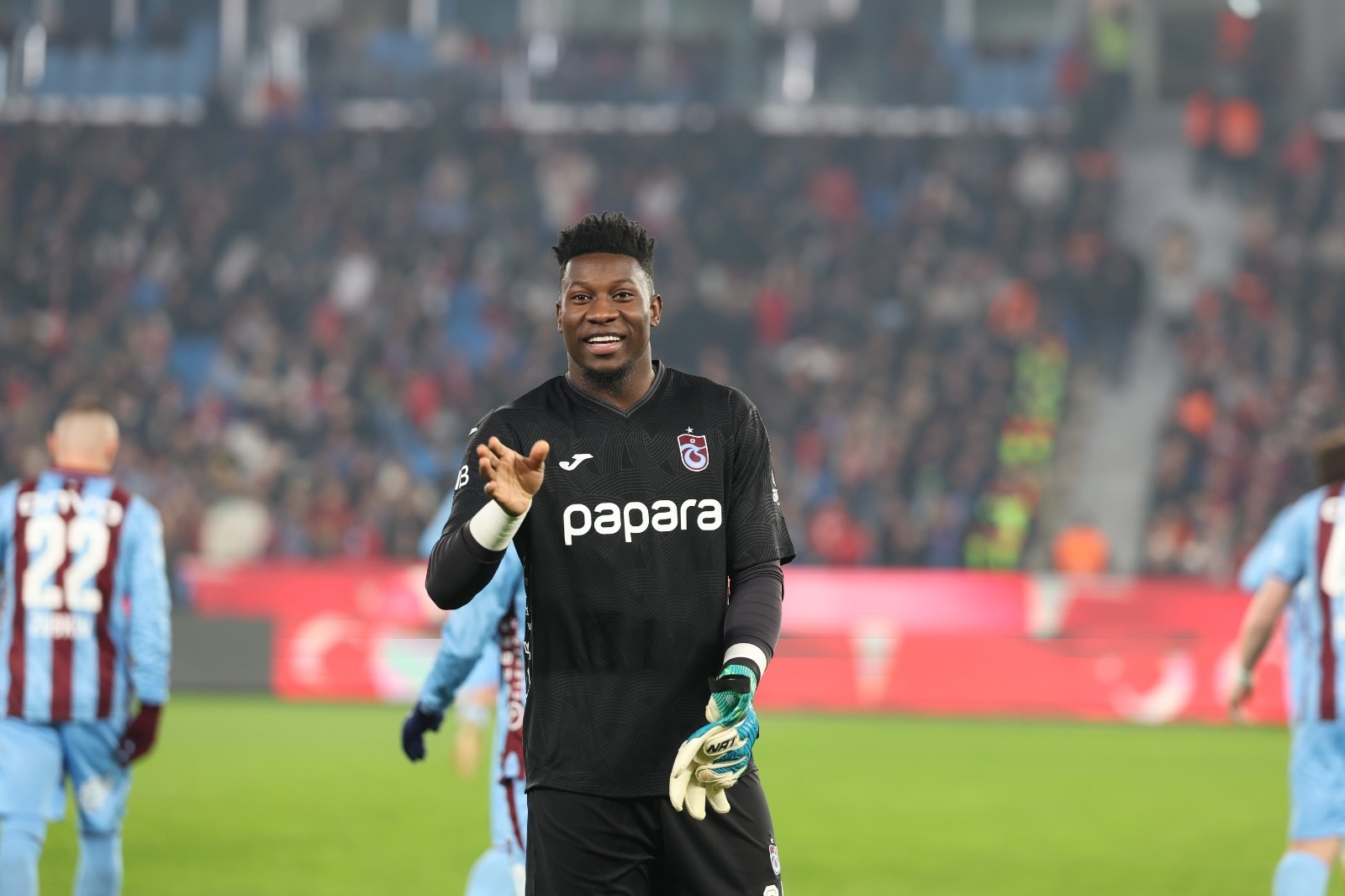 Trabzonspor, Andre Onana’yı 1 yıl daha kiraladığını açıkladı.