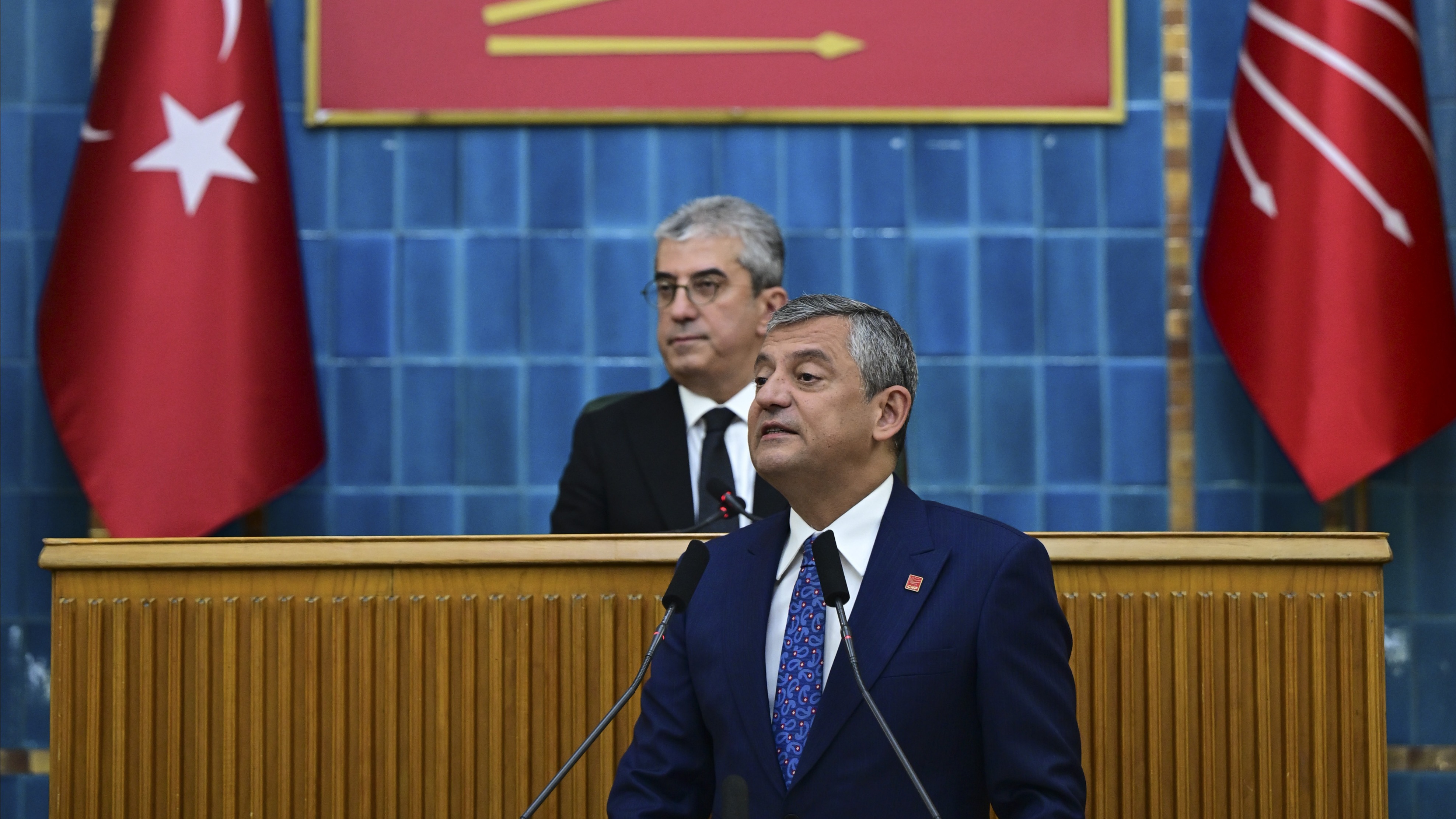 Özgür Özel, bugün Türkiye Büyük Millet Meclisi'ndeki (TBMM) toplantıda CHP