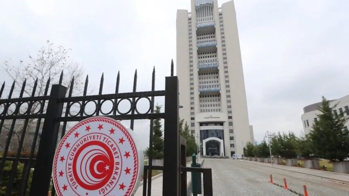 Reklam Kurulu'nun 371'inci toplantısında vatandaşları mağdur edici ticari fiiller, yanıltıcı