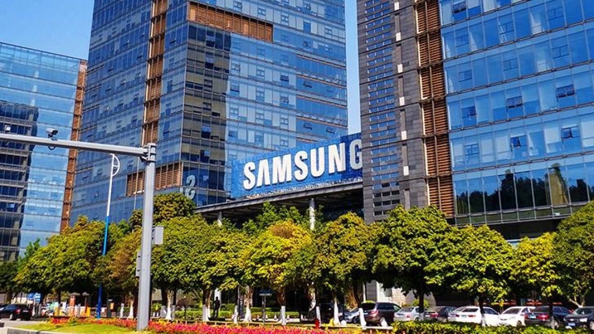 Güney Koreli teknoloji devi Samsung'un mobil bölümü, yükselen parça maliyetleri