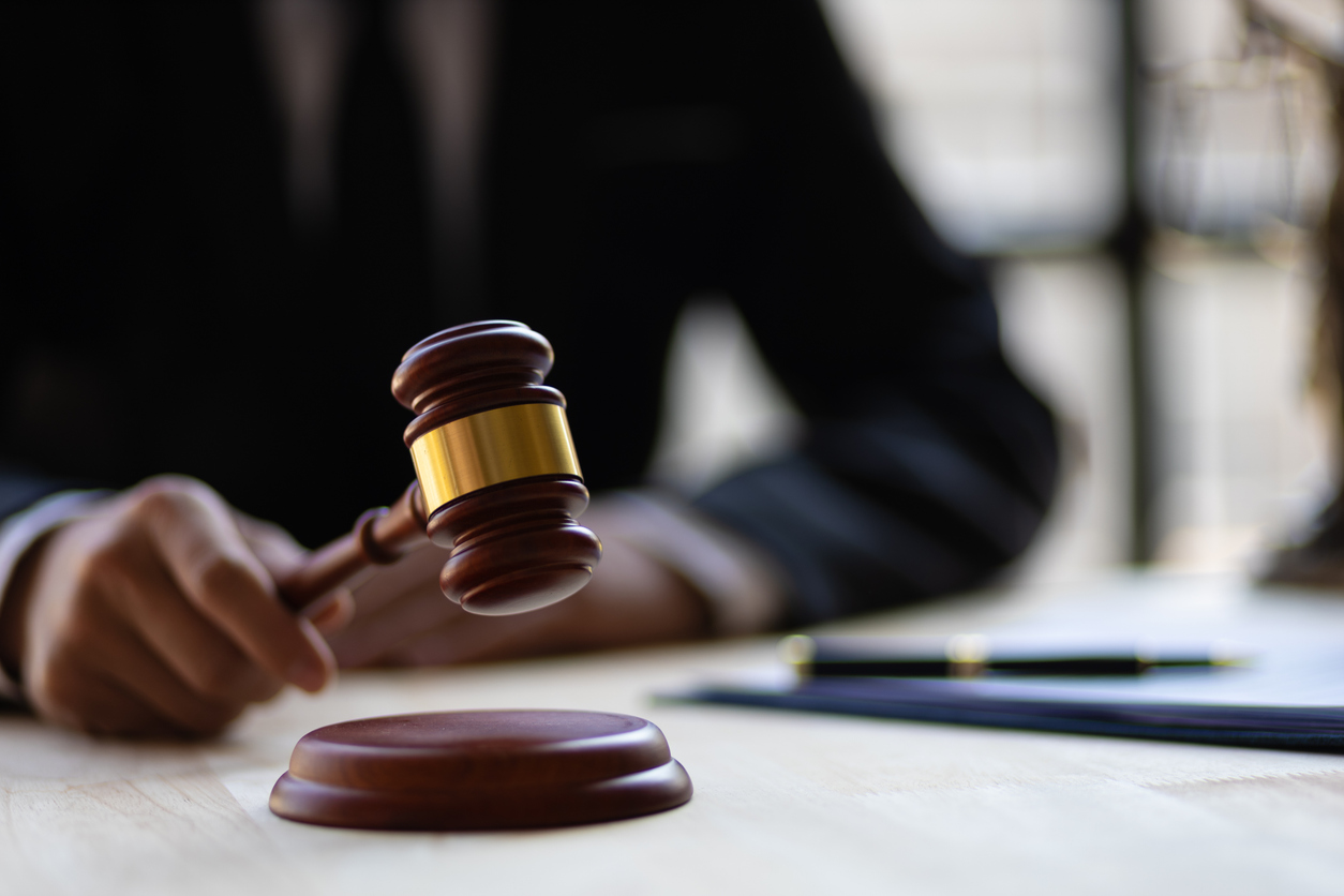 Yargıtay, bir siyasetçiye sosyal medya hesabından "pislik" dediği için 6