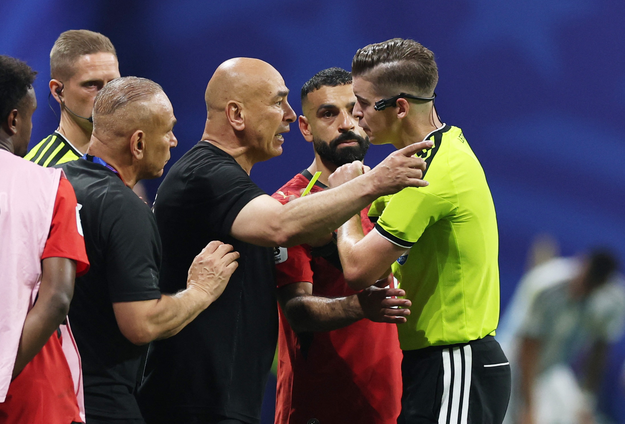 Messi'li Arjantin ile Mısır arasında oynanan maçta sık sık gerilim