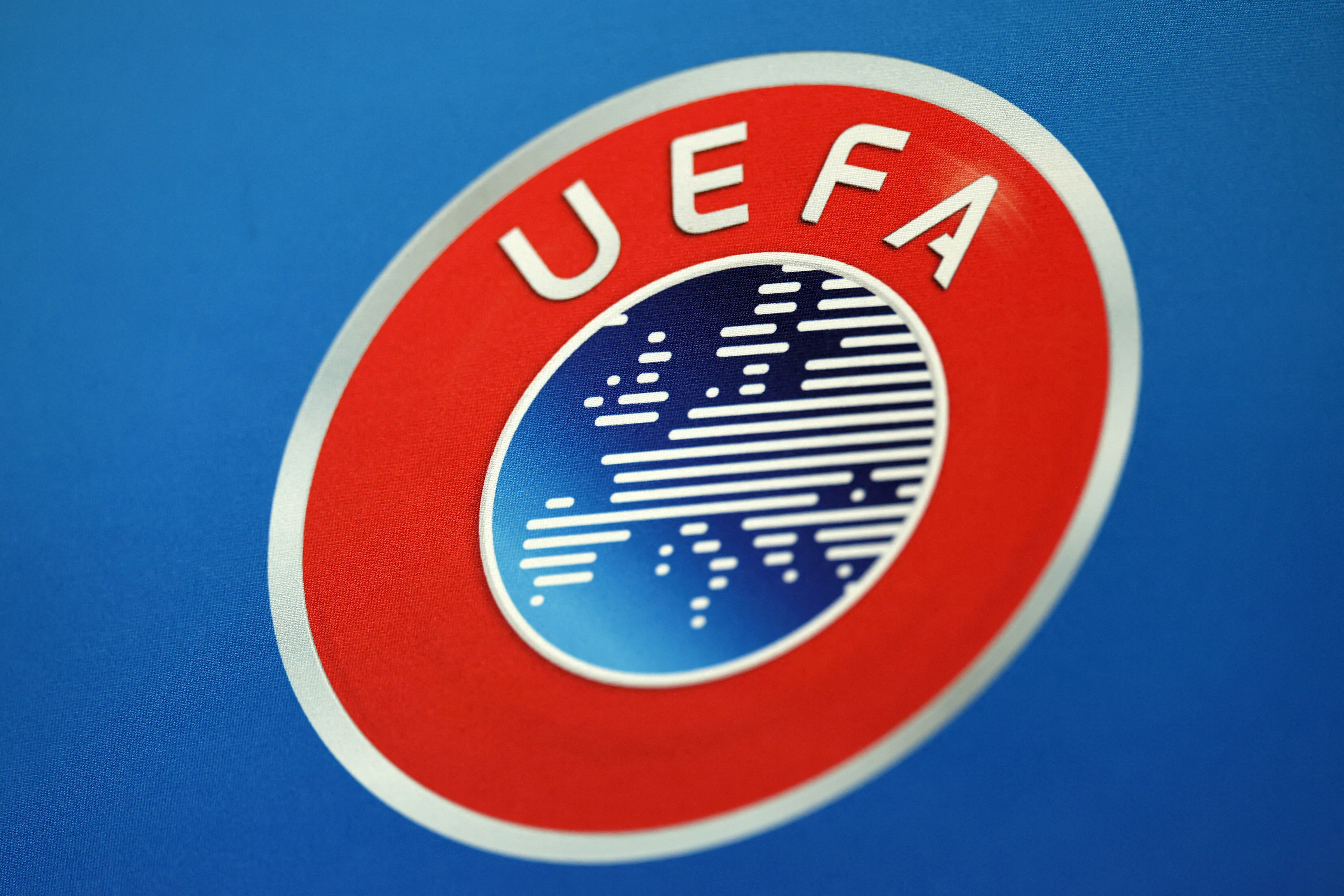 UEFA Şampiyonlar Ligi'nde ikinci eleme turu rövanşında 6 maç yapıldı.