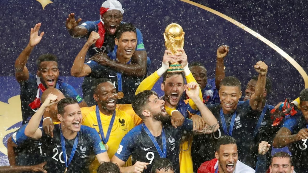 Bir dönem dünya futbolunda adından söz ettiren ünlü futbolcu, Dünya