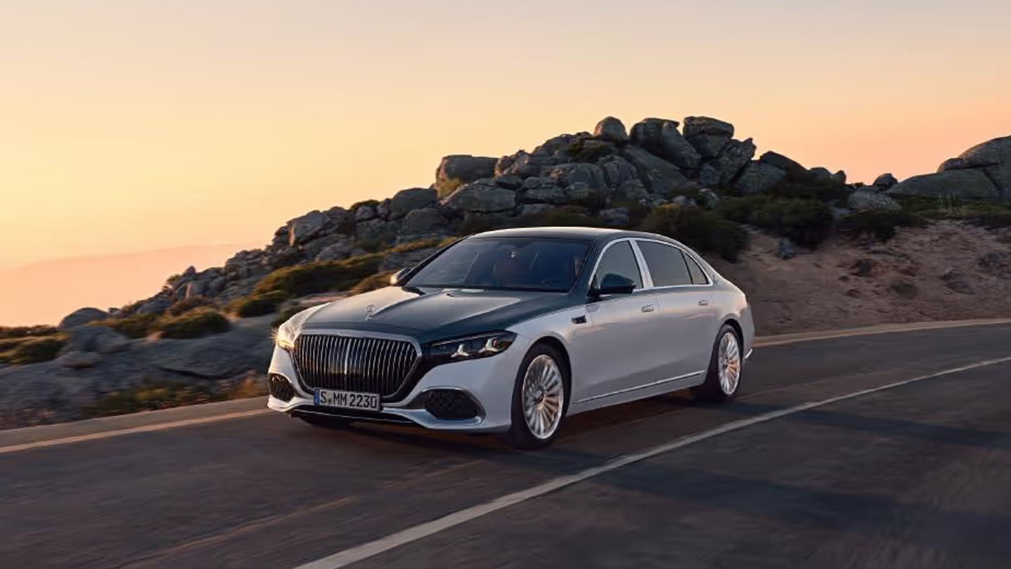 Mercedes-Maybach'ın amiral gemisi S-Serisi güncellendi ve V12 S680 modeline yeni