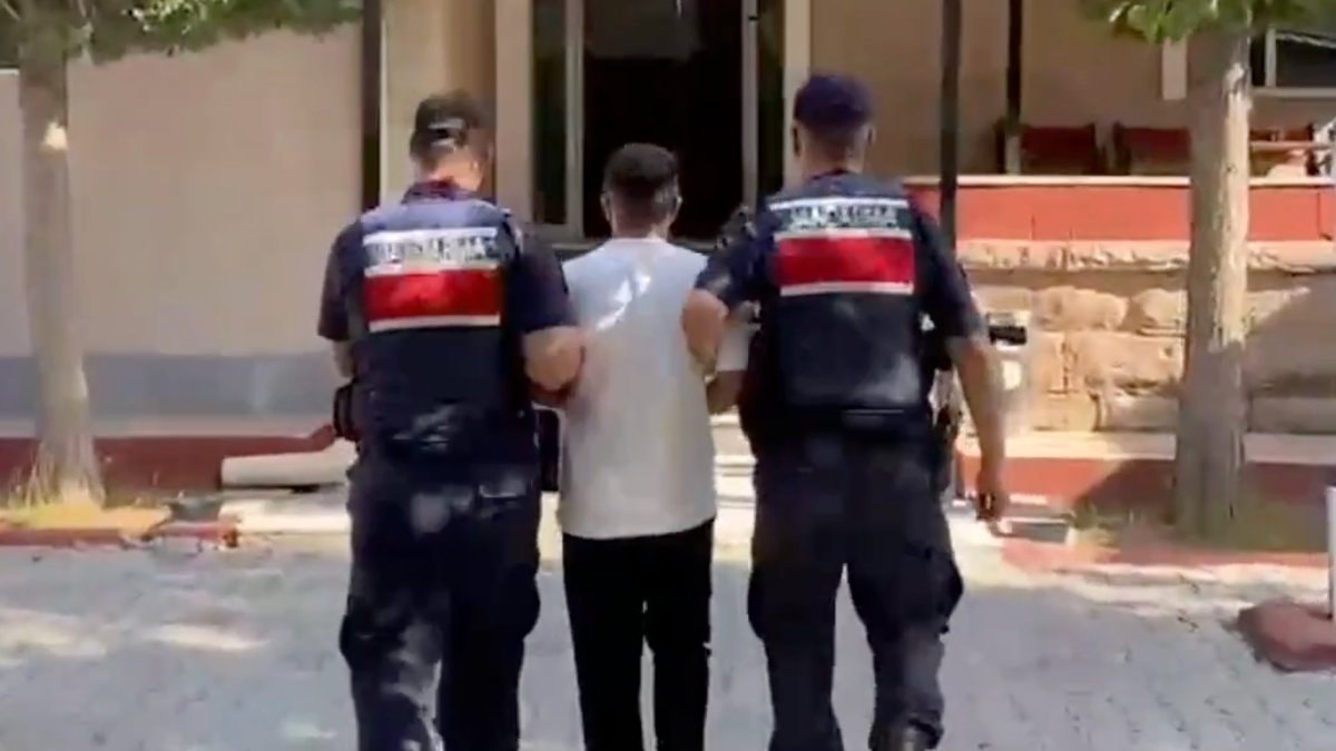 Uyuşturucuyla mücadele kapsamında gerçekleştirilen son operasyonun detaylarını sosyal medya hesabından