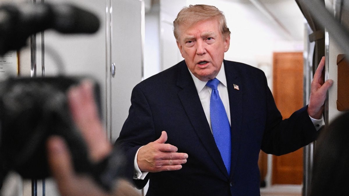 ABD Başkanı Donald Trump, İran'la müzakerelerin pazartesi günü yeniden başlayacağını