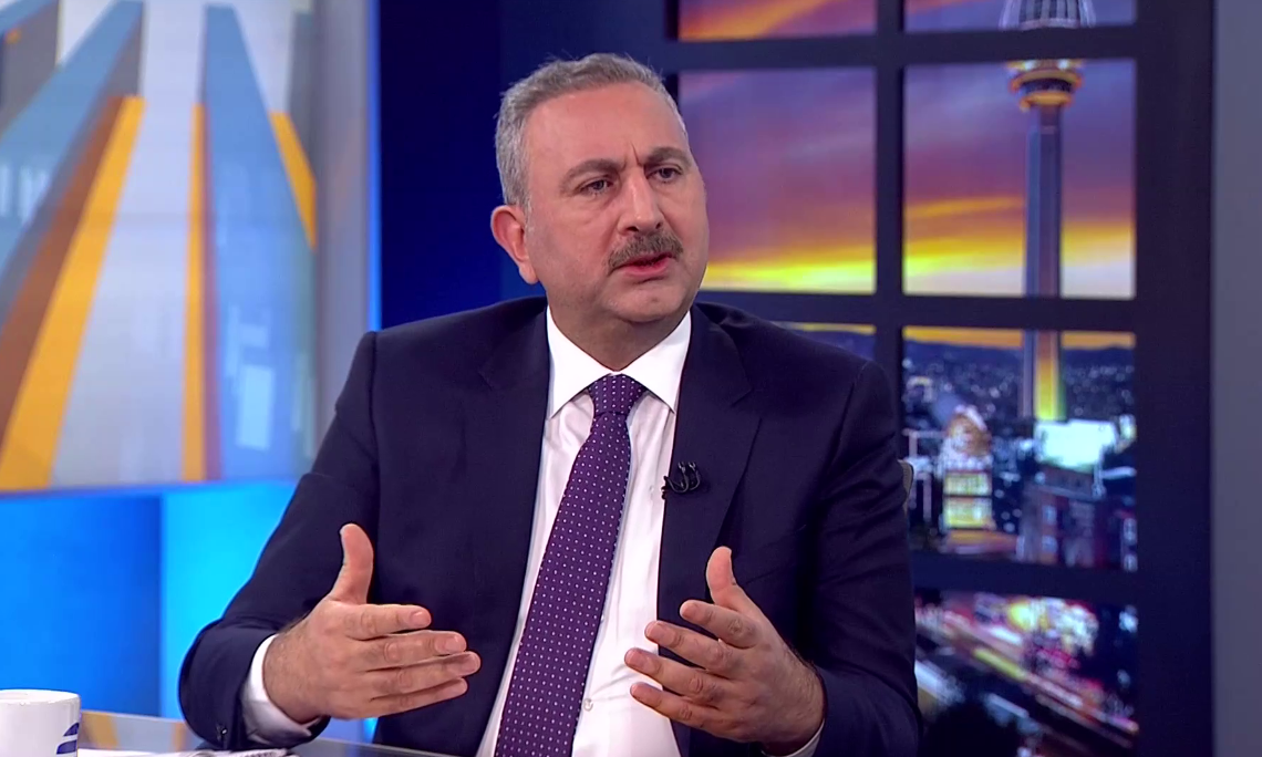 AK Parti Grup Başkanvekili Abdulhamit Gül, NTV Ankara Temsilcisi Ahmet