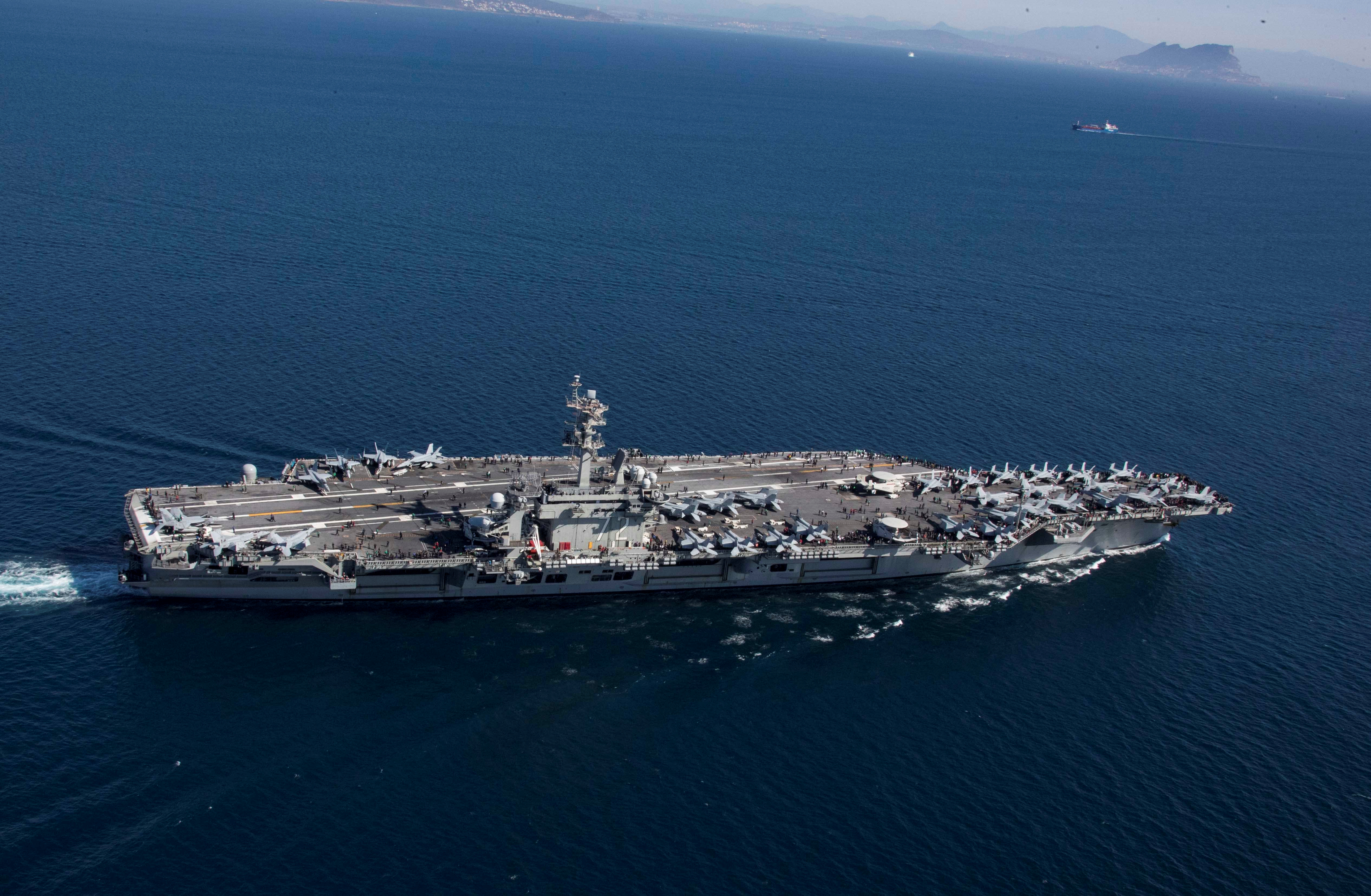 ABD'nin İran ile savaşı nedeniyle dokuz aydır denizde bulunan USS