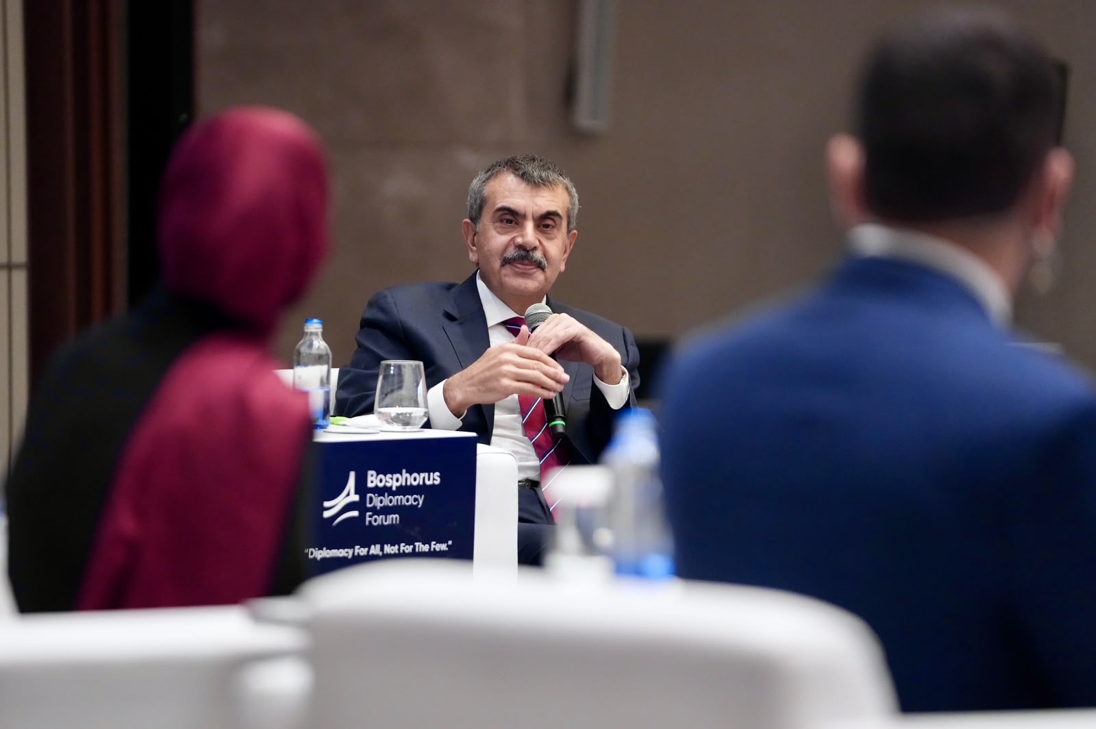 Milli Eğitim Bakanı Yusuf Tekin, sınav sisteminde değişiklik olmayacağını söyledi.