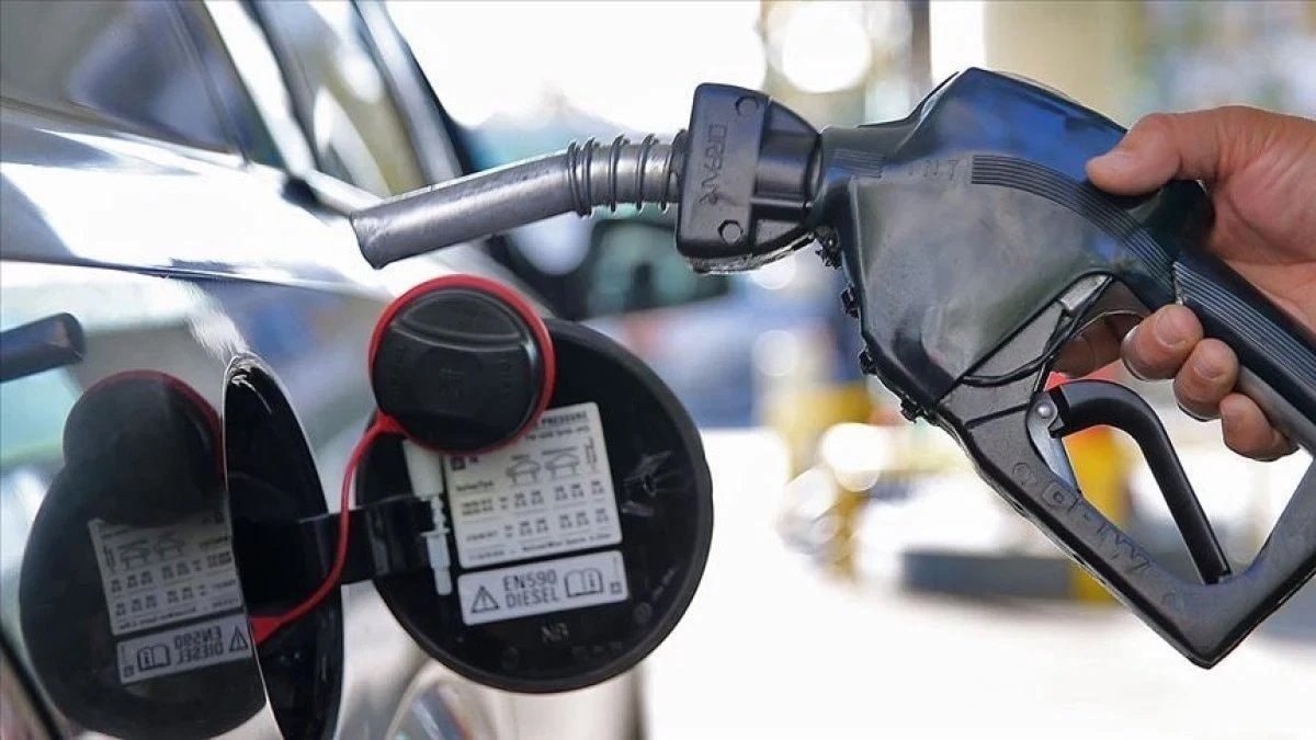 ABD ve İran arasındaki gerilimin etkisiyle petrol fiyatlarındaki dalgalanmalar sürüyor.