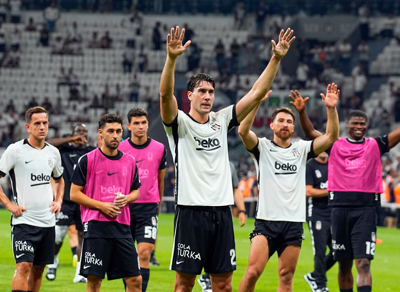 Beşiktaş, Süper Lig'de 2'de 2 yapmak için sahaya çıkacak. Siyah-beyazlılar,