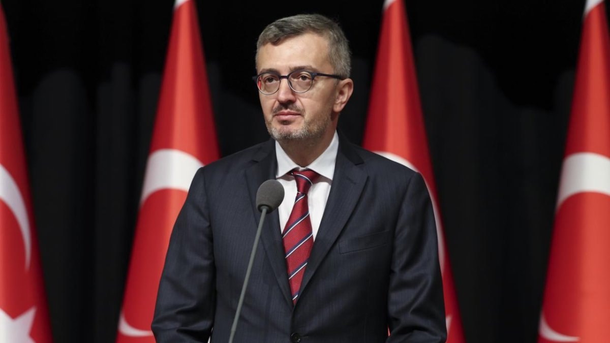 İletişim Başkanı Burhanettin Duran, Cumhurbaşkanı Erdoğan’ın Al Arabiya’da yayımlanan makalesini