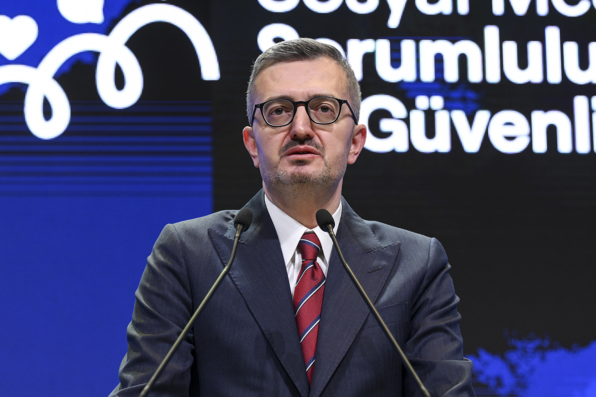 Cumhurbaşkanlığı İletişim Başkanı Burhanettin Duran, "Netanyahu gibi figüranların barış ve