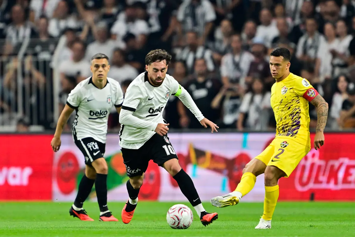 Beşiktaş, yeni sezonun açılışını taraftarı önünde yaptı. Beşiktaş-Eyüpspor maçında tek