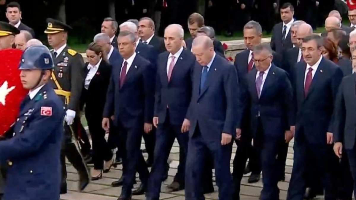 Cumhurbaşkanı Recep Tayyip Erdoğan, 30 Ağustos Zafer Bayramı dolayısıyla Anıtkabir'e