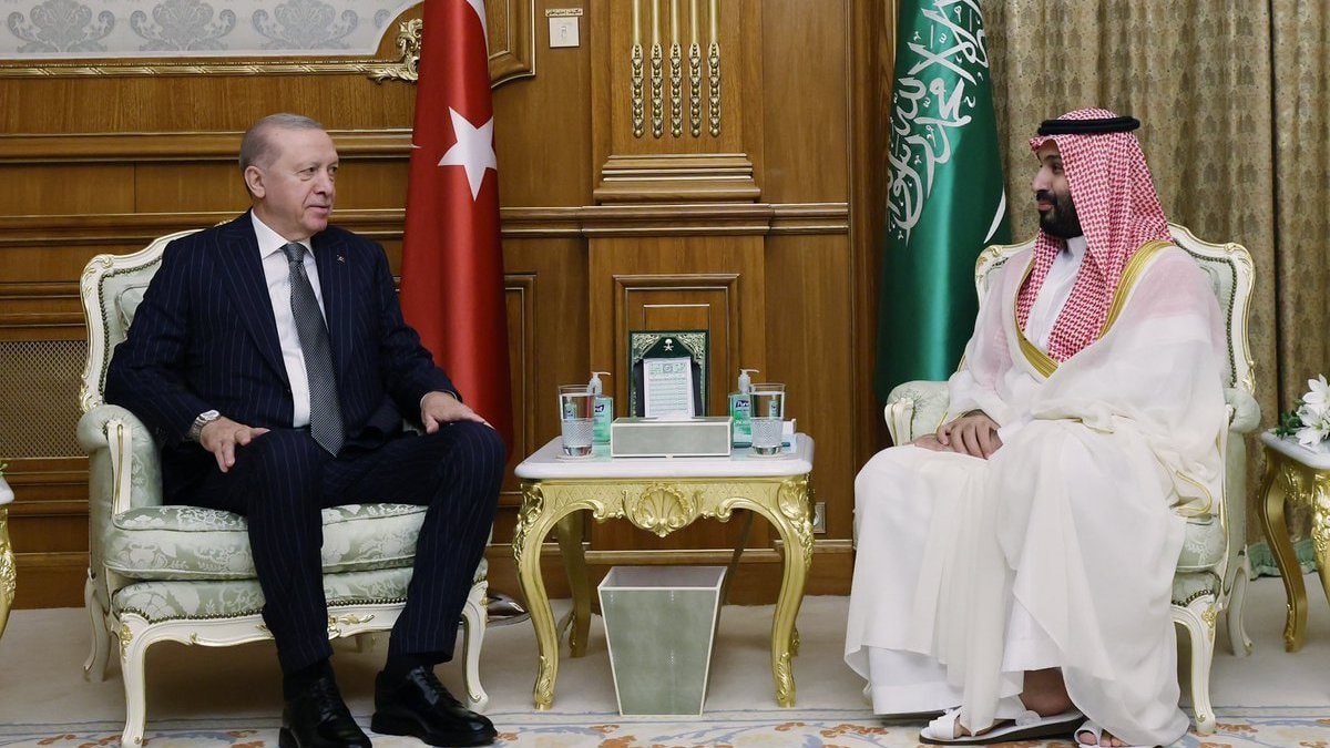 Cumhurbaşkanı Recep Tayyip Erdoğan, çalışma ziyareti gerçekleştirmek üzere bulunduğu Suudi