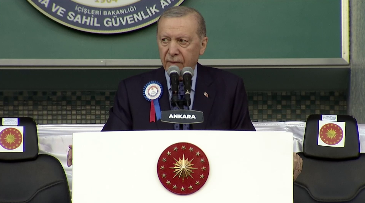Cumhurbaşkanı Recep Tayyip Erdoğan, TBMM'de kabul edilen Terörsüz Türkiye yasası