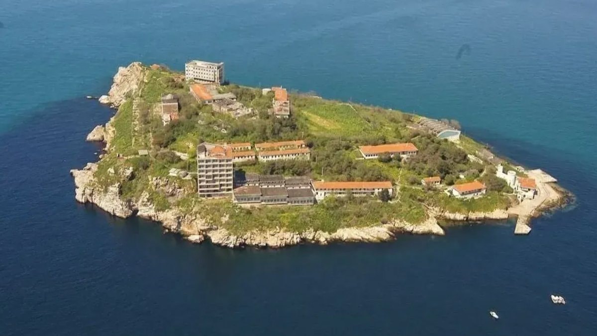 DEM Parti İmralı Heyeti Üyeleri Pervin Buldan, Mithat Sancar ve