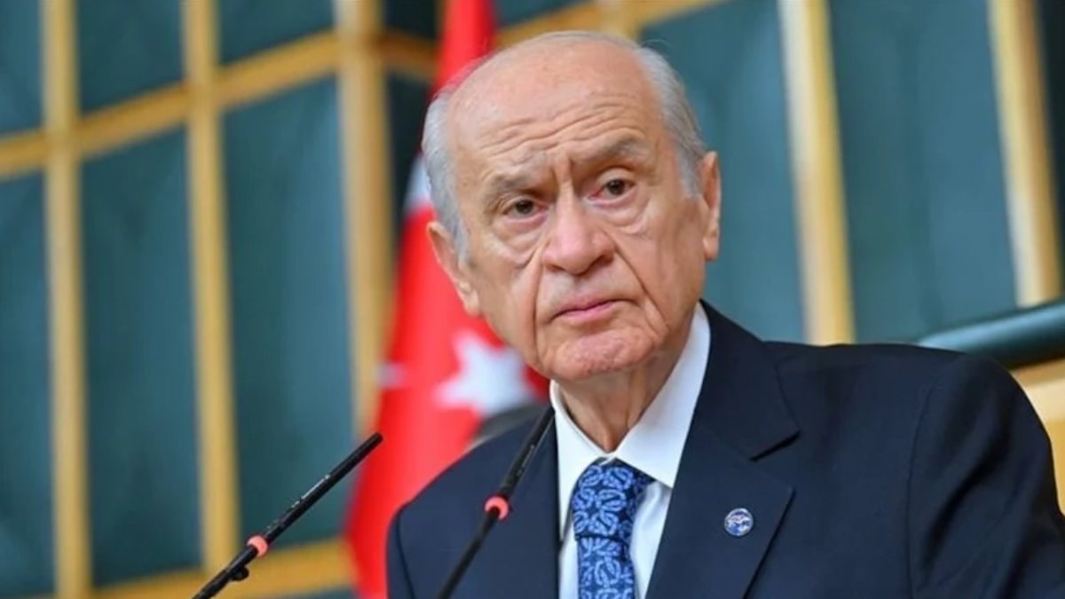 Terörsüz Türkiye sürecinde attığı adımlarla konuşulan MHP Lideri Devlet Bahçeli’nin