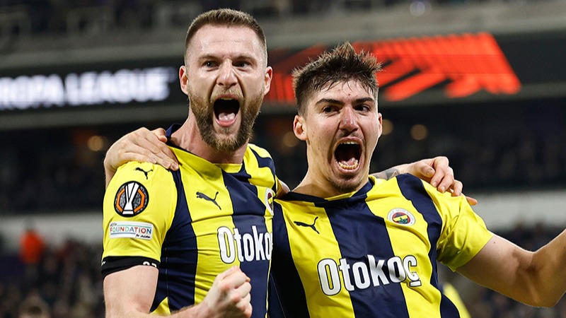 Transfer döneminin sonuna gelinirken, takviyeleri beklenen Galatasaray için dikkat çeken