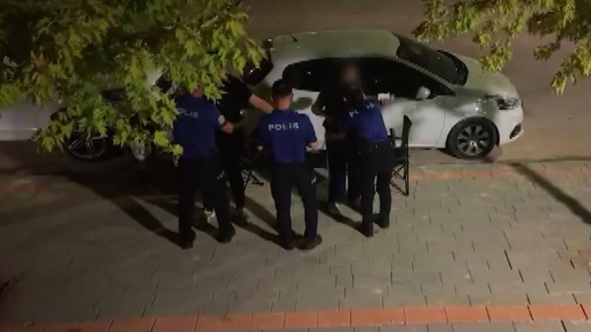 Gaziantep'te park çevrelerinde yapılan denetimlerde çevreye rahatsızlık veren 28 şahsa