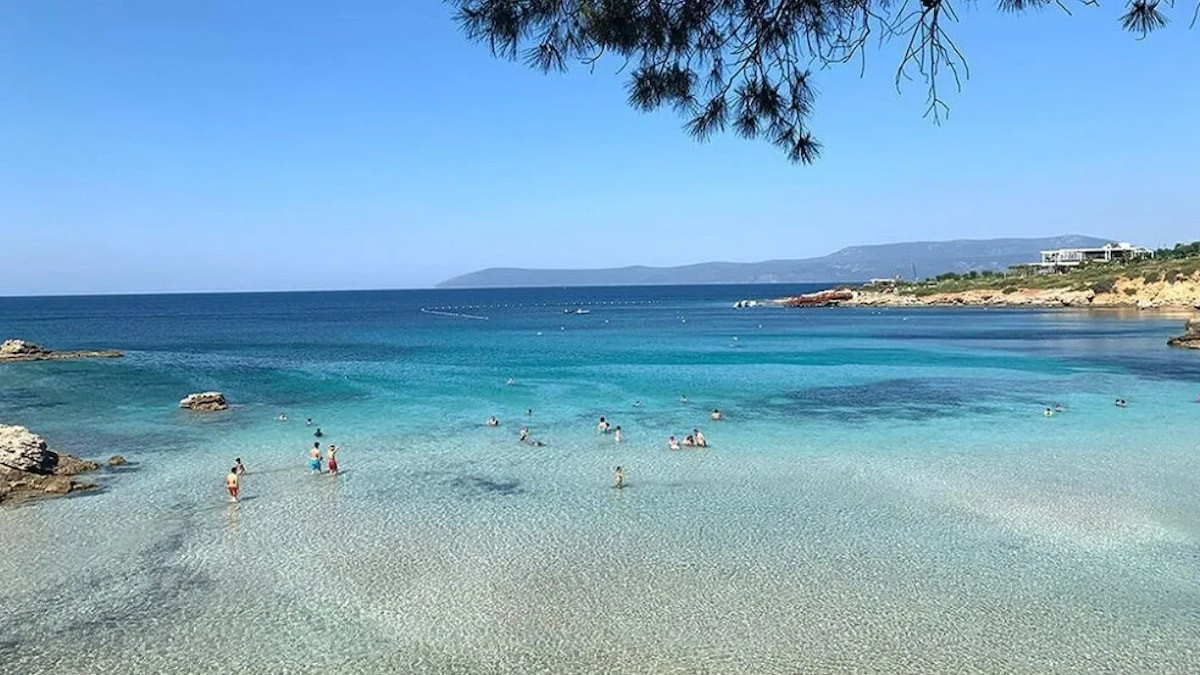 Yaz sıcaklarında İzmir’in kalabalık plajlarından ve yüksek fiyatlı beach’lerden sıkılanlara