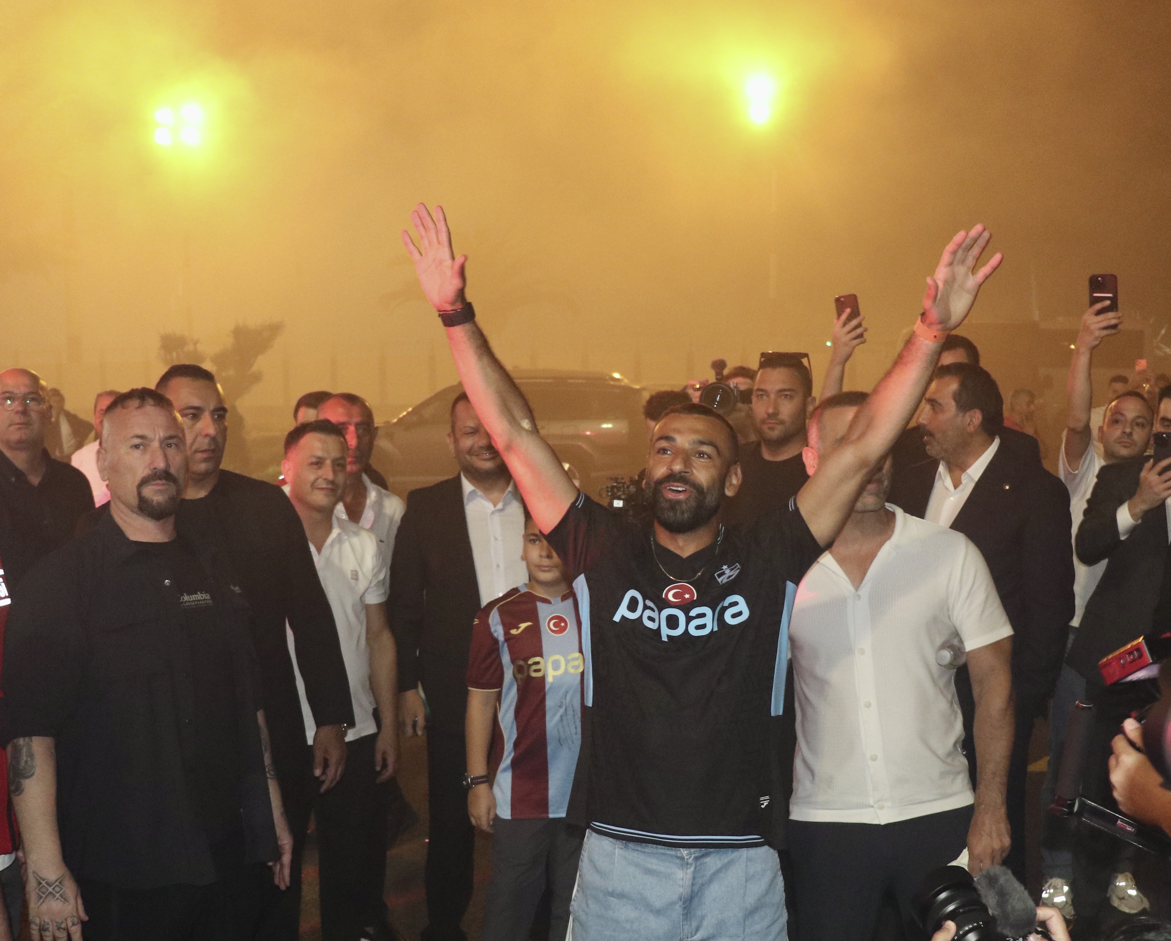 Günün spor sayfalarında, spor gündeminden en yeni gelişmeler ve transfer