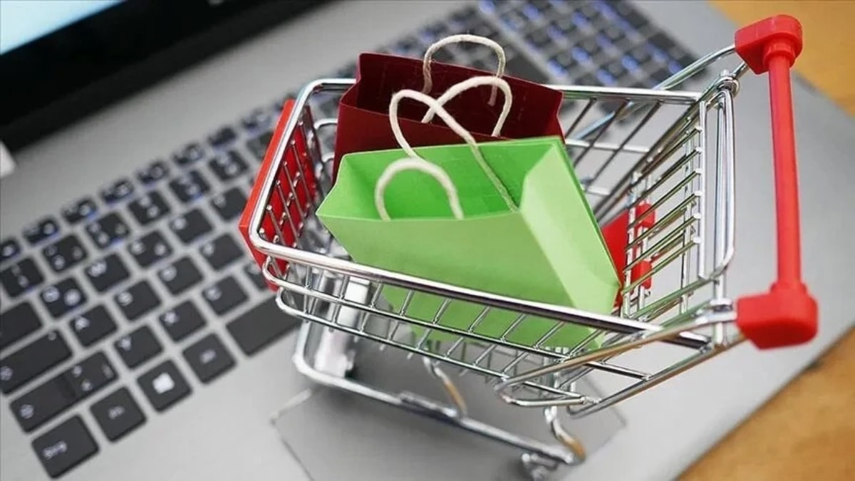 Ticaret Bakanlığı tarafından e-Ticaret sektörüne yeni kurallar getirildi. Kargodan iade