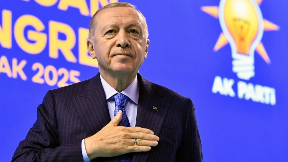 CHP'li Tuzla Belediye Başkanı Eren Ali Bingöl ve Çekmeköy Belediye