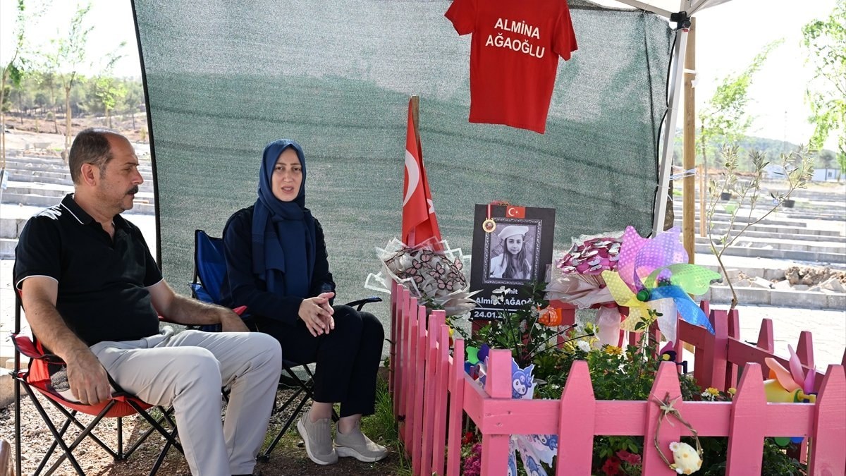 Cumhurbaşkanı Recep Tayyip Erdoğan, Kahramanmaraş'taki okul saldırısında hayatını kaybeden öğrencilerin