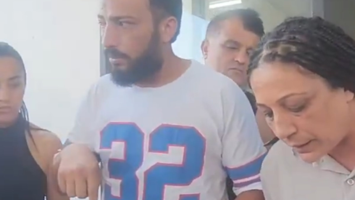 Kuzey Kıbrıs Türk Cumhuriyeti’nin Girne açıklarında su alarak alabora olan