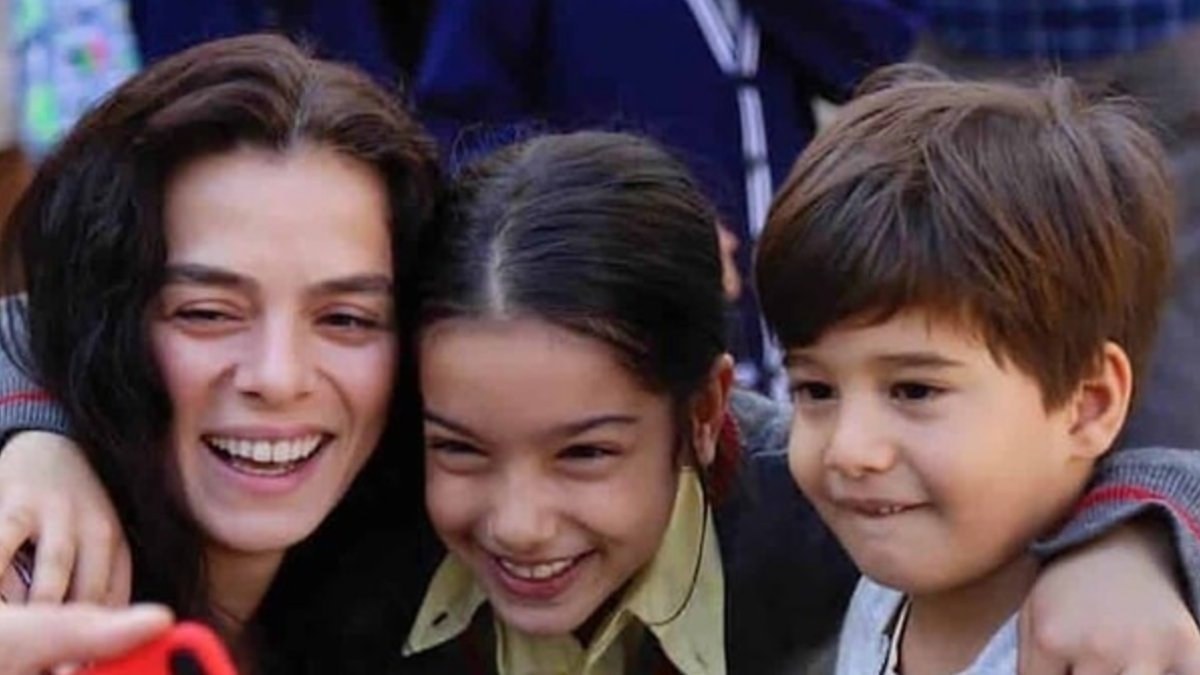 Kadın dizisinin genç oyuncusu Kübra Süzgün, Özge Özpirinçci hakkında gözyaşları