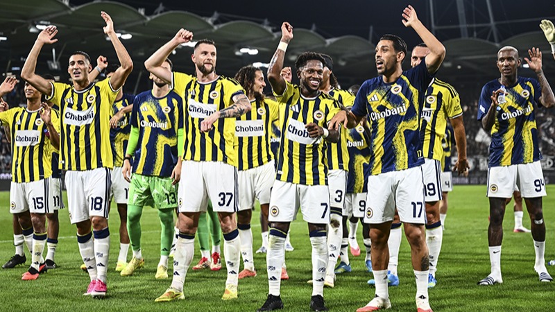 Fenerbahçe'nin play-off turundaki rakibi Lyon'un teknik direktörü Paulo Fonseca, Sparta