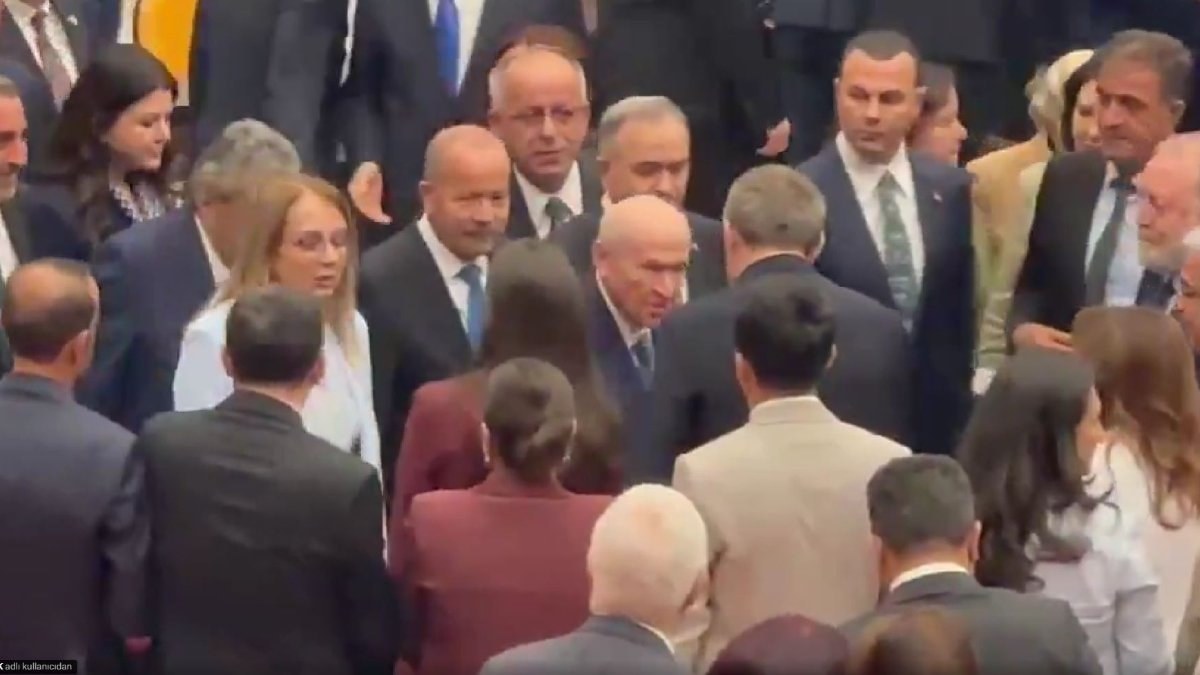 Terörsüz Türkiye için 468 milletvekilinin kabul oyu verdiği Meclis Genel