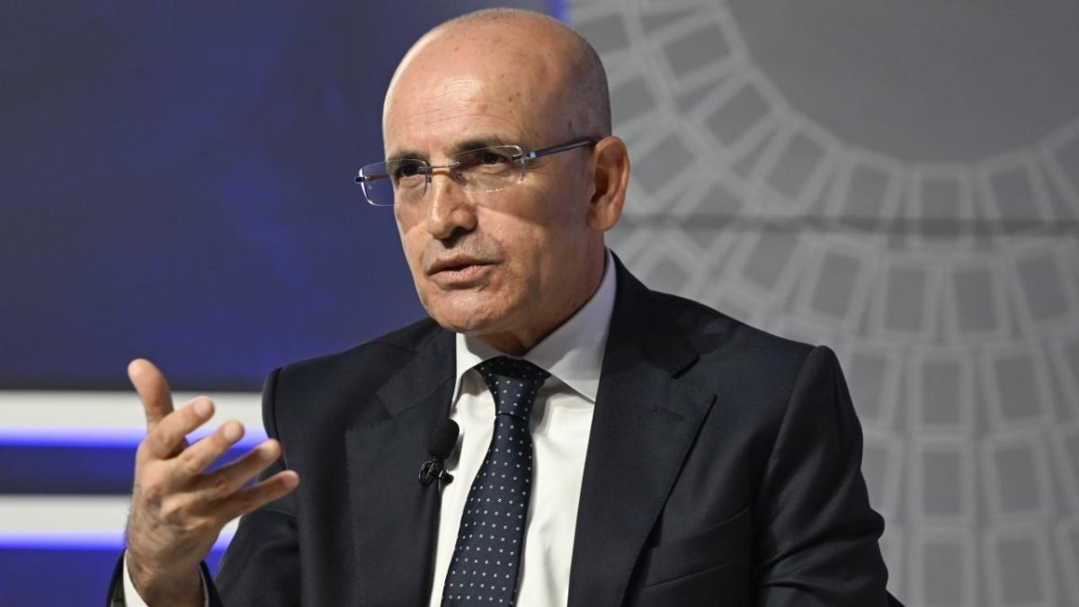 Bütçe dengesi verilerine ilişkin bir açıklama yayınlayan Mehmet Şimşek, jeopolitik