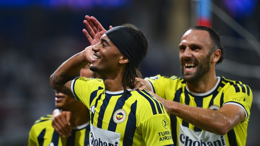Fenerbahçe, Trendyol Süper Lig'in 3. haftasında sahasında deplasmanda Samsunspor ile
