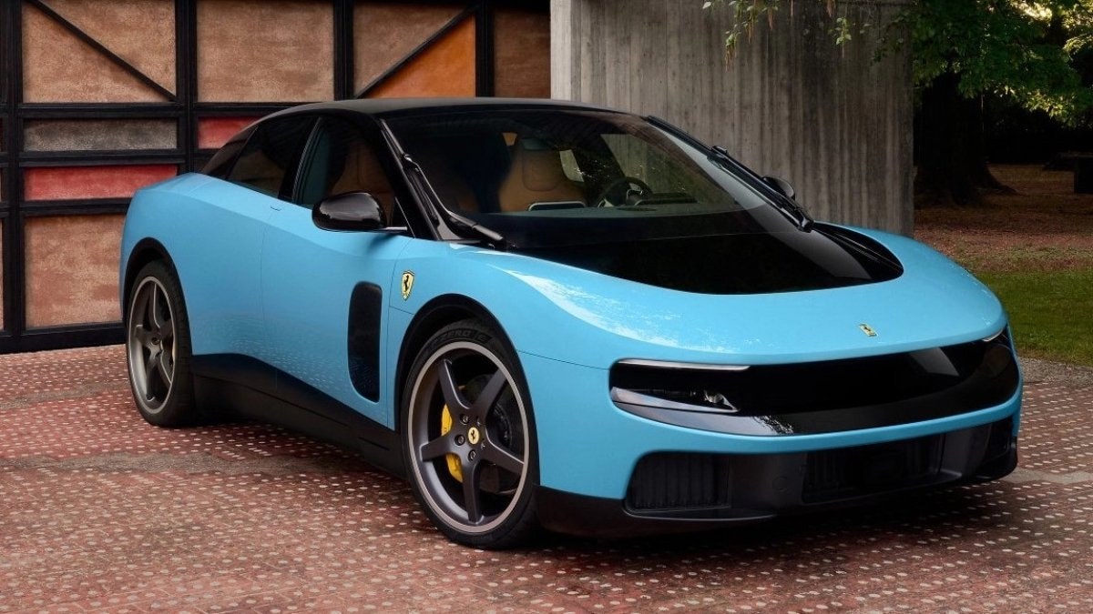Ferrari'nin ilk tamamen elektrikli modeli Luce’nin “Chassis 0” adı verilen