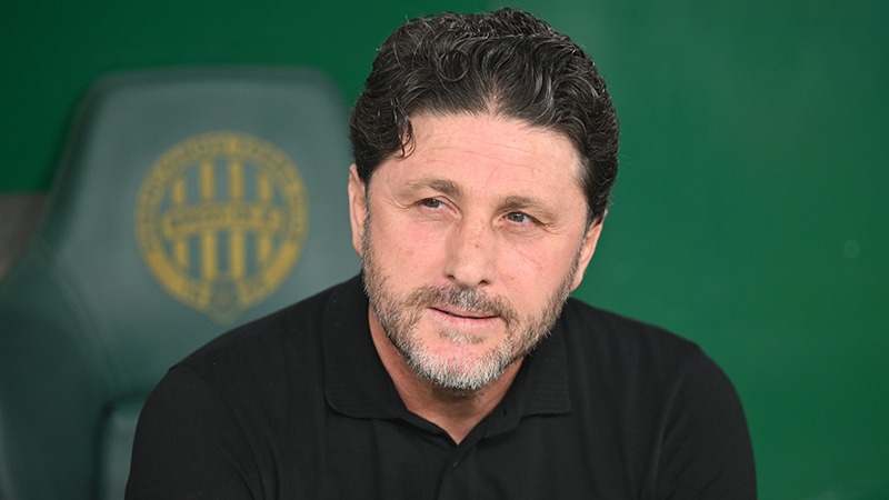 Ferencvaros'a mağlup olan Trabzonspor'da teknik direktör Fatih Tekke, istifa kararını