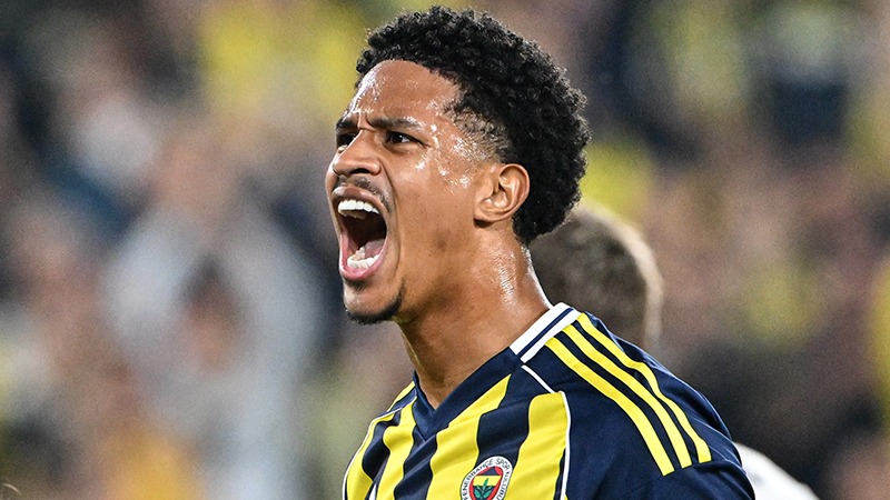 Roma ile prensip anlaşmasına varan Jayden Oosterwolde'nin transferinde problem çıktı,