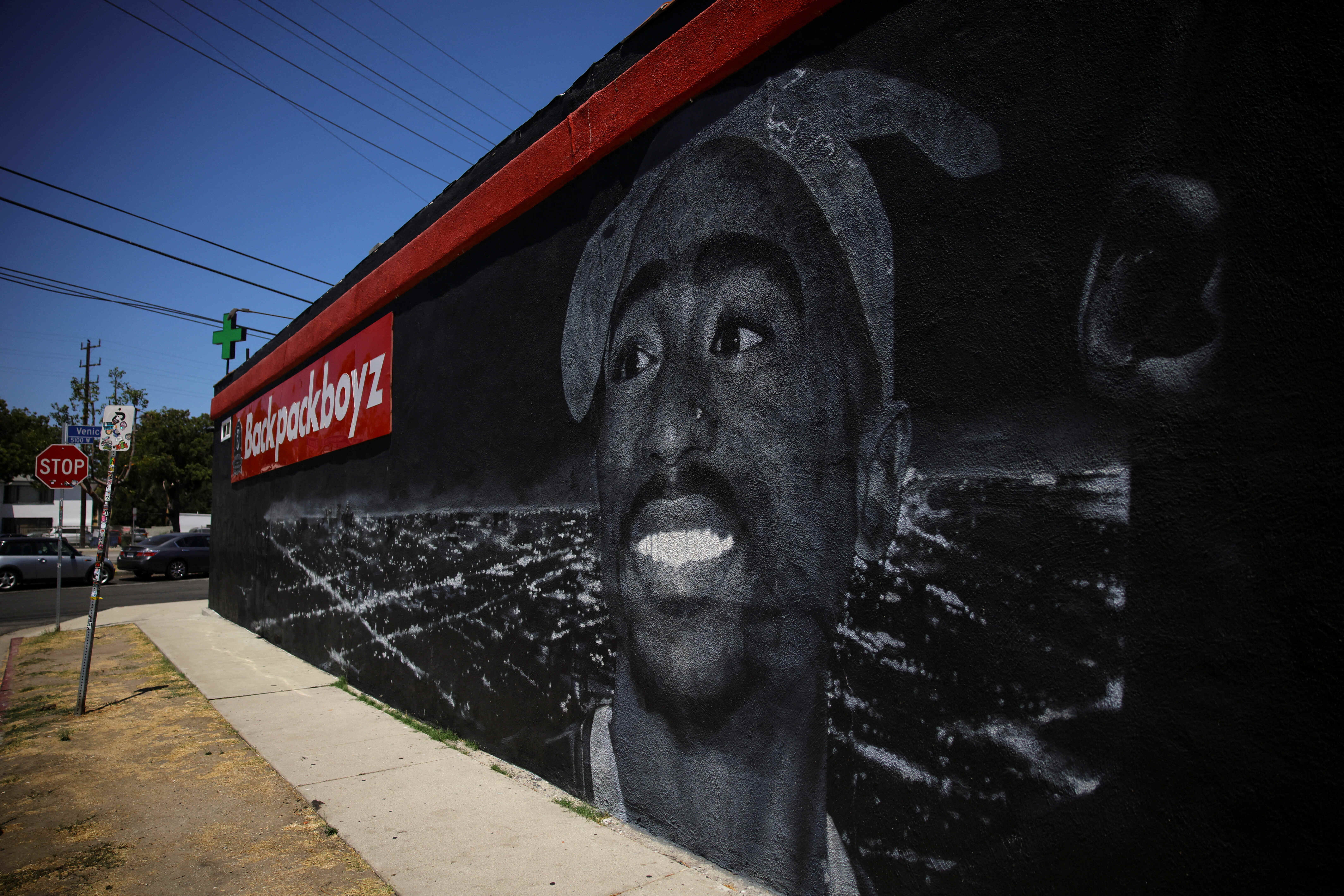 ABD'li rapçi Tupac Shakur'un 1996 yılında Las Vegas'ta öldürülmesinin üzerinden